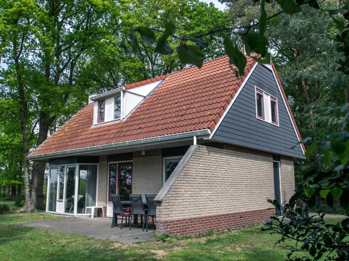Cosy Holiday Home With Terrace Near Natural Park In Lemele Exterior photo